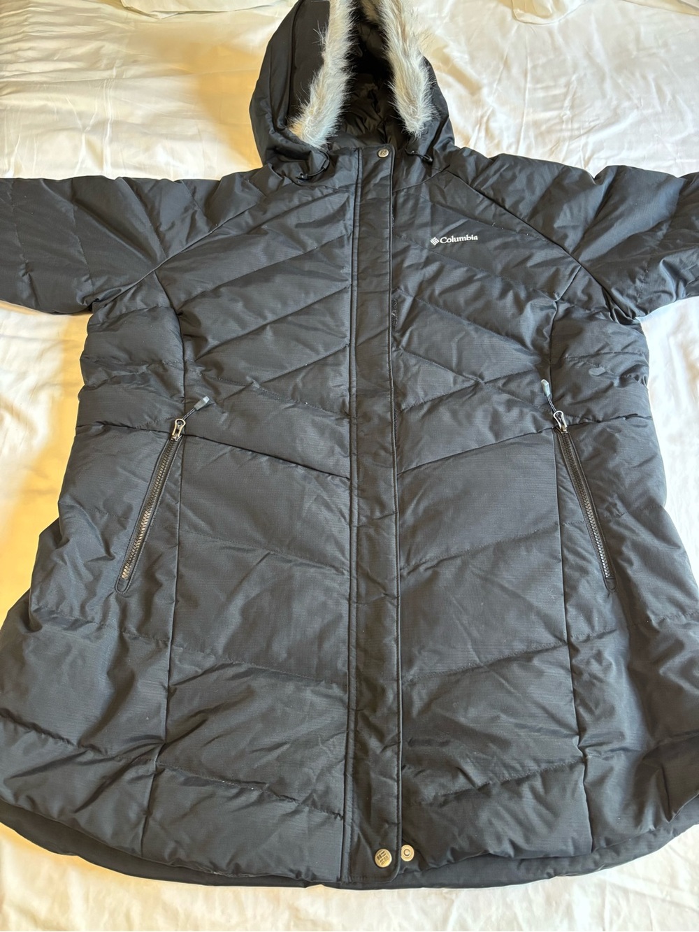 Columbia Plus-size Women’s Down Parka - Lay D Down Style